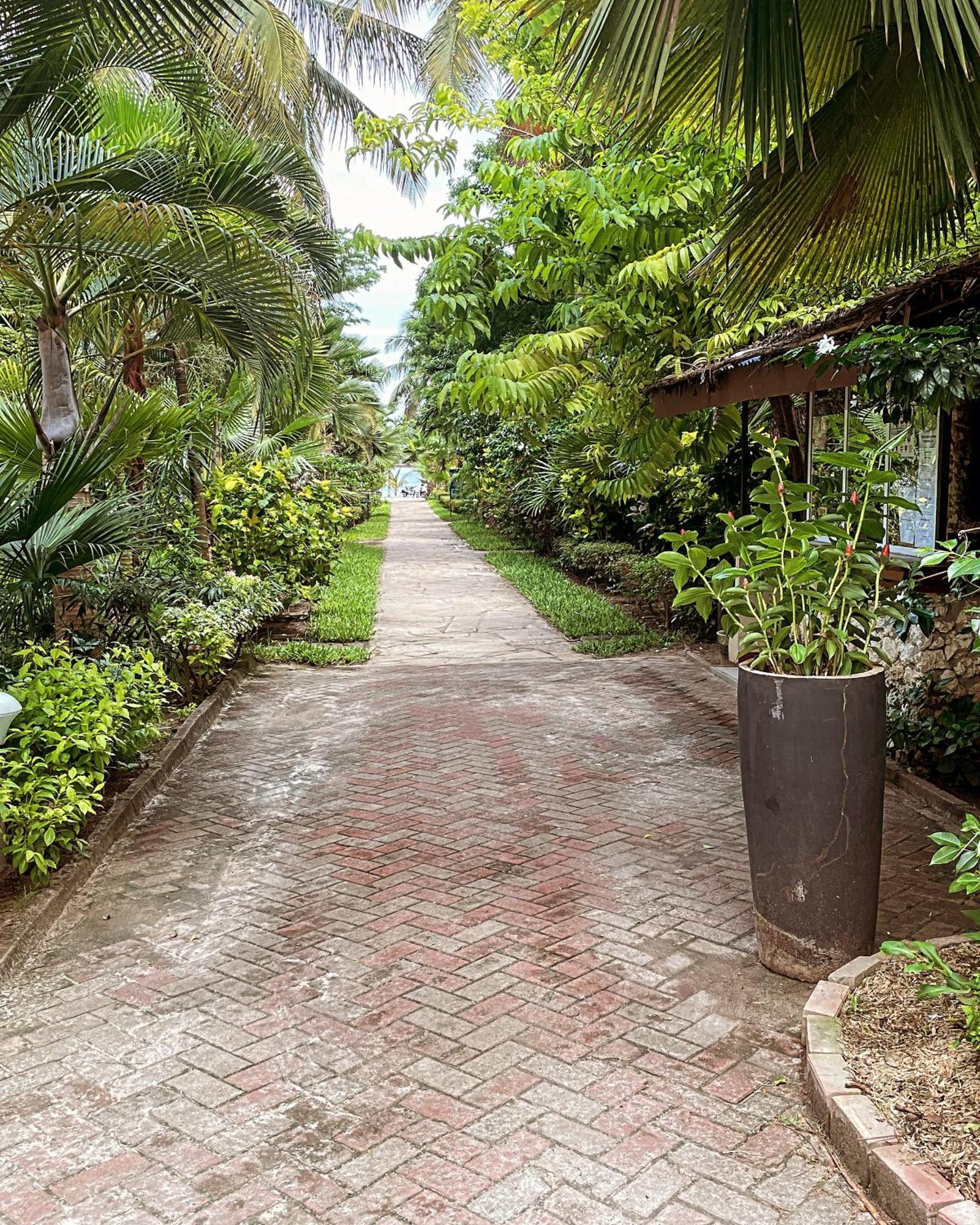 Kijiji Beach Resort Dar es Salaam Exterior photo